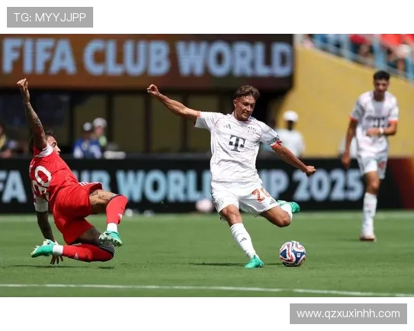 皇马得知于帕与拜仁续约破裂后准备提供巨额转会奖金展开争夺 皇马得知于帕与拜仁续约破裂后准备提供巨额转会奖金展开争夺