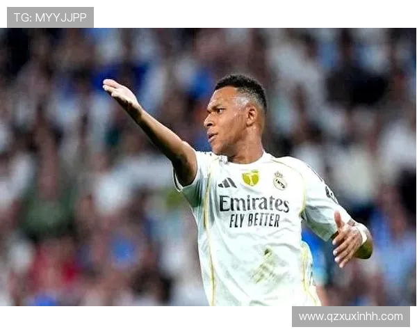 龙赛罗盛赞姆巴佩与10号完美契合已然披上2026金球奖得主战袍 - 副本 龙赛罗盛赞姆巴佩与10号完美契合已然披上2026金球奖得主战袍 - 副本